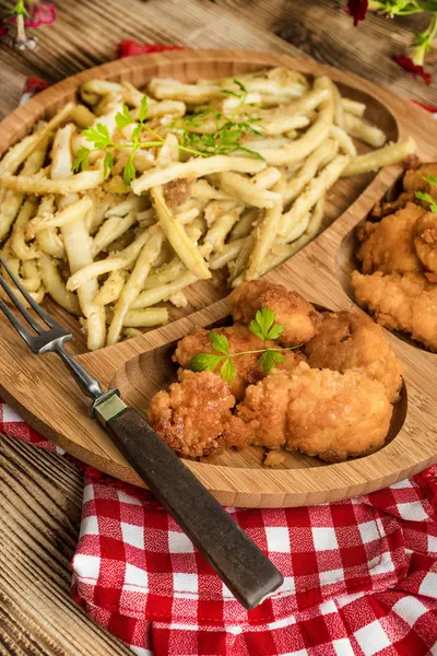 Crispy Chicken Nuggets Yellow Bean Bamboo Plate — Stock Photo, Image