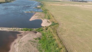 Vistula Nehri'nin hava atış. Yukarıda da görüleceği nehir. Renk sınıflandırma için D-cinelike dosya.