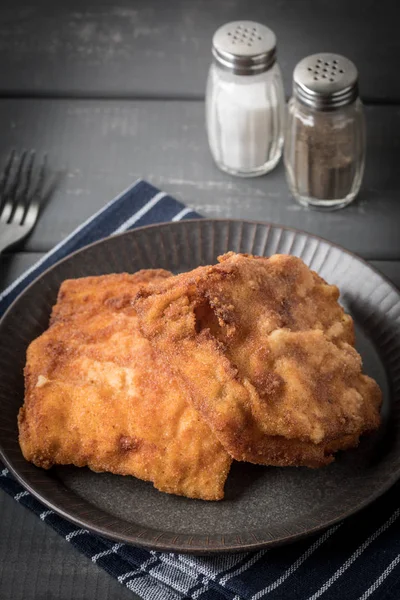 Dos Filetes Bacalao Frito Pequeña Profundidad Campo — Foto de Stock