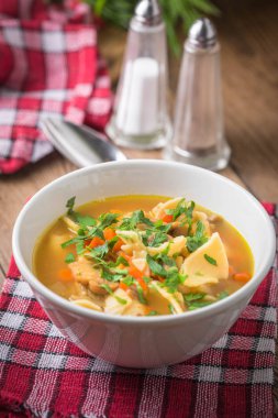 Maydanoz beyaz kase mantar çorbası.