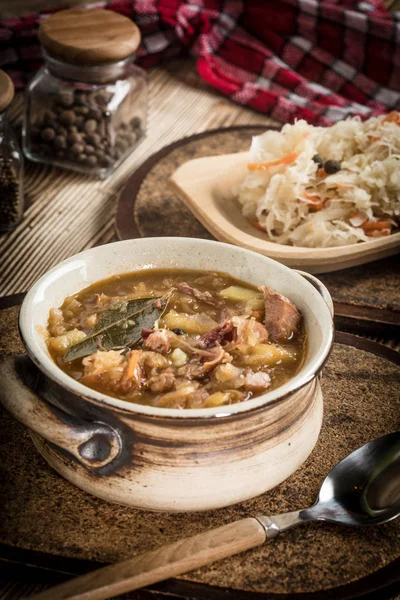 Traditional Russian Sour Cabbage Soup — Stock Photo, Image