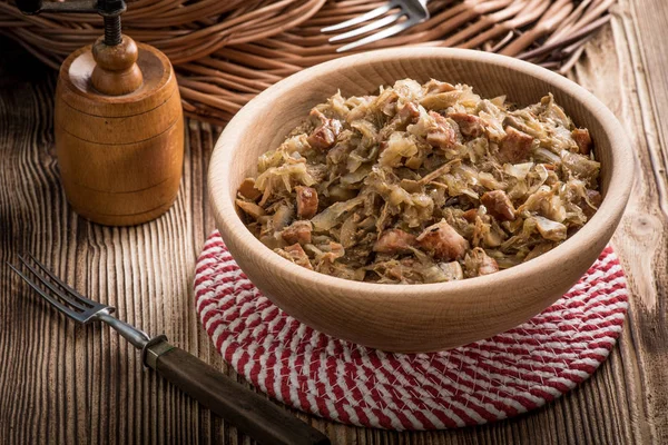 Bigos Gestoofde Kool Met Vlees Gedroogde Champignons Gerookte Worst Traditionele — Stockfoto