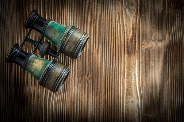 Old Binoculars Covered Patina Wooden Background — Stock Photo, Image