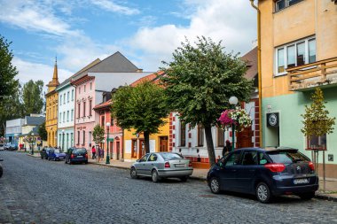 Kezmarok, Slovakya - 20 Eylül 2017: SPI bölgede küçük bir kasaba sokaklarında renkli başlanmasıyla.