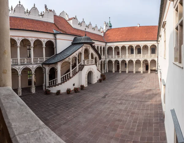 Baranow Sandomierski Polonia Ottobre 2015 Castello Rinascimentale Palazzo Baranow Sandomierski — Foto Stock