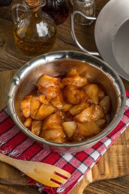 Tavuk Marine topakları.