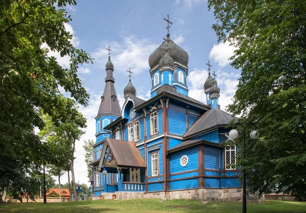 Orthodoxe kerk van de bescherming van de heilige moeder. — Stockfoto