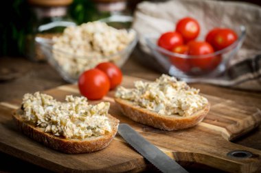 Uskumru Yapıştır balık.