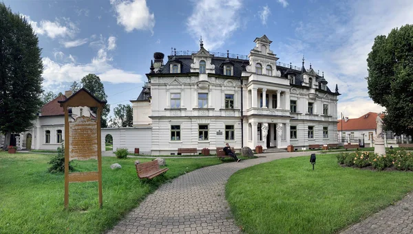 Suprasl Polônia Agosto 2019 Buchholtz Palace Atual Escola Secundária Artes — Fotografia de Stock