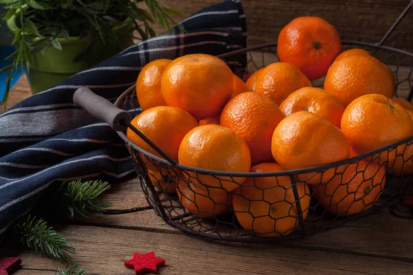 Basket of tangerines. — Stock Photo, Image