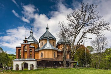 BYSTRE, POLAND - 25 Mayıs 2020: Bystre 'deki Yunan Katolik Kilisesi Başmelek Michael.