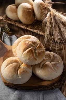 Kahvaltı için taze ekmek. Seçici odak.