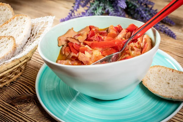 Lecho Smakrik Ungersk Gryta Med Paprika Och Korv — Stockfoto