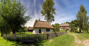 LUBLİN, POLAND - 31 AĞUSTOS 2020: Lublin Açık Hava Köyü Müzesi.