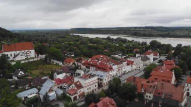 Eski kasabanın merkezi, Kazimierz Dolny, Polonya.