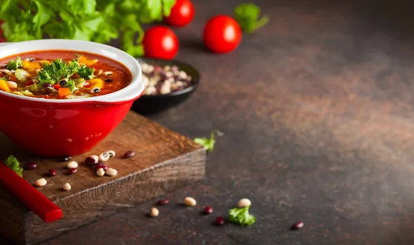 Белый Красный Фасолевый Суп Овощами Помидорами Вегетарианский Фасолевый Суп Осень — стоковое фото