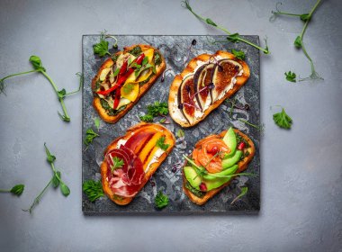 Çeşitli bruschetta seti