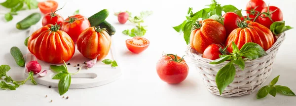 Healthy Food Concept Fresh Ripe Tomatoes Cucumbers Radish Basil Garlic — Stock Photo, Image