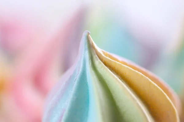 Close Van Zoete Regenboog Kleur Gedraaide Meringue Koekjes Concept Van — Stockfoto