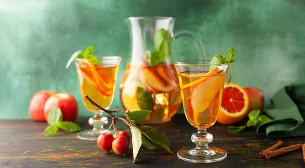 Apple Cider Cocktail Red Oranges Spices Glasses Jug Table Concept — Stock Photo, Image