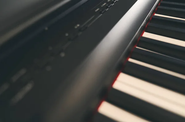 Teclado de piano fechar — Fotografia de Stock