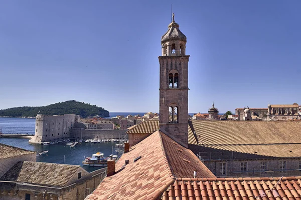 Panorama Dubrovnik Cubiertas del casco antiguo. Europa, Croacia —  Fotos de Stock