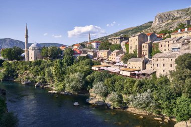 Mostar eski köprüsü. Bosna Hersek
