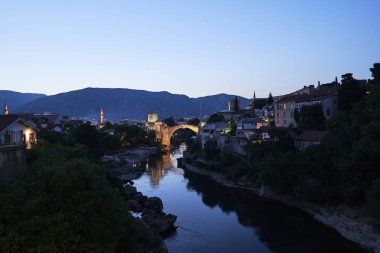 Mostar eski köprüsü. Bosna Hersek
