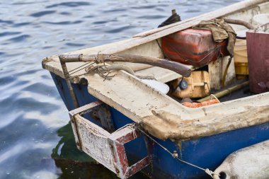 Milna'daki bir tekneden gün batımı. Hırvatistan
