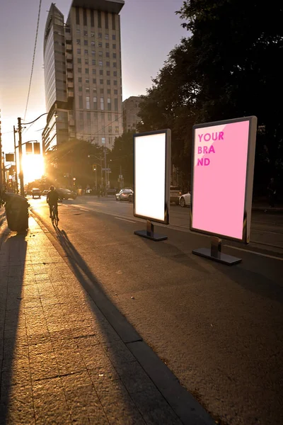 Blanco Reclame Model Straat Affiche Billboard Stad Nachts Achtergrond — Stockfoto
