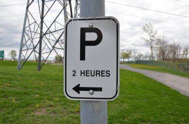 Quebec, Kanada 'da iki saat Fransızca park tabelası
