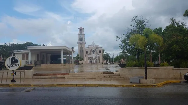 Plac Yauco Portoryko Znakiem Kościołem Drzewami — Zdjęcie stockowe