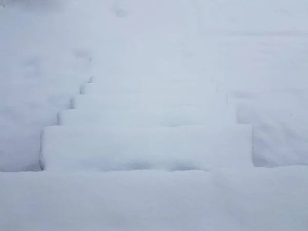 Σκαλοπάτια Σκάλες Καλυμμένες Λευκό Χιόνι Χειμώνα — Φωτογραφία Αρχείου