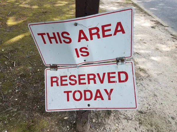 White Red Area Reserved Today Sign Hanging — Stock Photo, Image