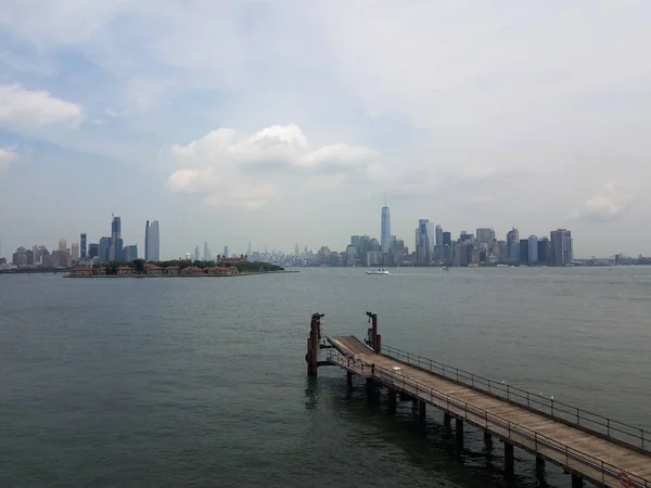 Wood Pier Dock River Water New York City Manhattan — Stock Photo, Image