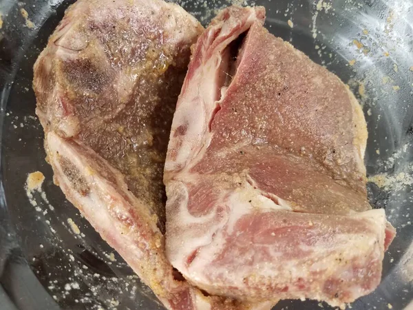 Two Seasoned Steaks Sitting Glass Bowl — Stock Photo, Image