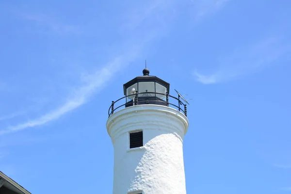 Tall White Lighthouse Building Structure Blue Sky Tibbetts Point — Stock Photo, Image