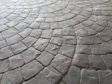 Yerde ya da arka planda gri taş ya da kaya seramikleri