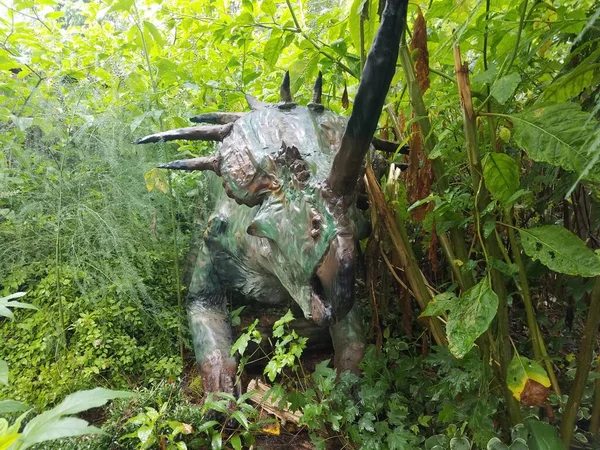 Ein Grüner Dinosaurier Mit Hörnern Wald Oder Wald — Stockfoto