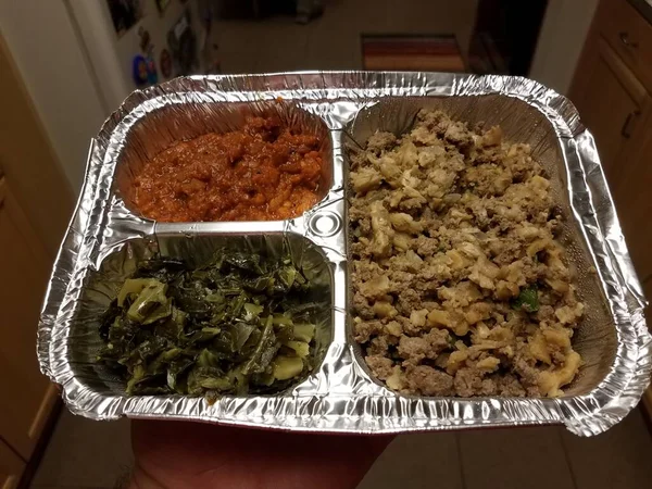 Mano Che Tiene Carne Manzo Trippa Cibo Etiope Contenitore Cucina — Foto Stock