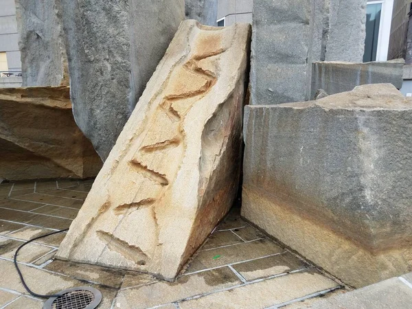 Piedras Grises Cantos Rodados Fuente Agua Seca — Foto de Stock