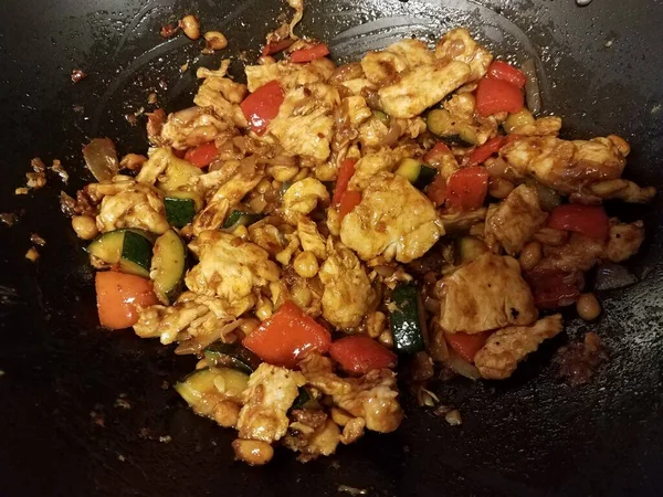 Carne Pollo Pollo Cocinado Sartén Con Pimientos — Foto de Stock