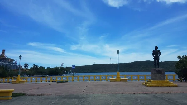 Staty Strandpromenad Nära Havsvatten Guanica Puerto Rico — Stockfoto
