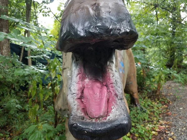 Ein Blauer Und Grauer Dinosaurier Mit Offenem Maul Wald Oder — Stockfoto