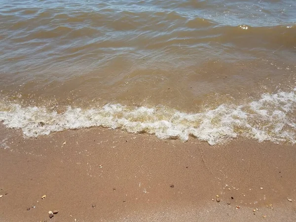 Sable Humide Sec Avec Vagues Rochers — Photo