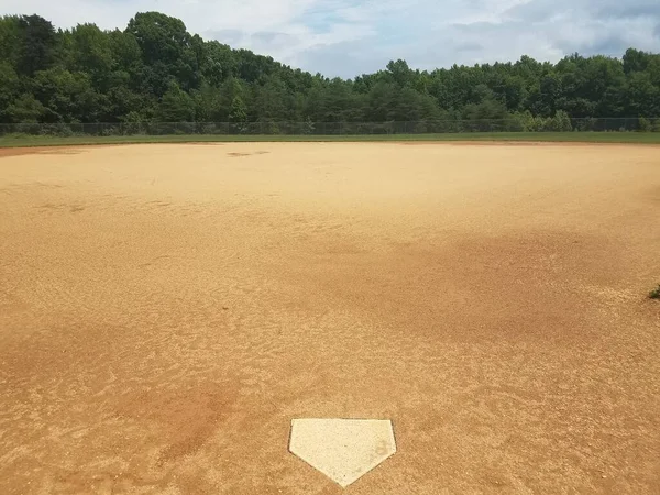 Baseball Diamant Med Smuts Och Hemplatta Parken — Stockfoto