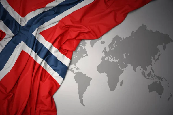 挥舞着五颜六色的挪威国旗. — 图库照片