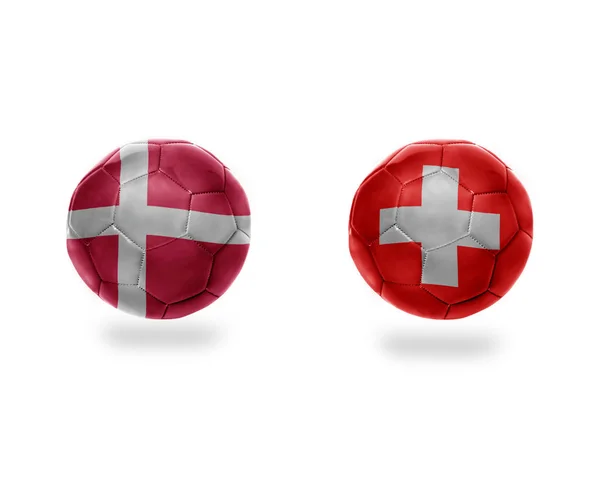 Μπάλες Ποδοσφαίρου Εθνικές Σημαίες Της Ελβετίας Και Της Denmark Isolated — Φωτογραφία Αρχείου
