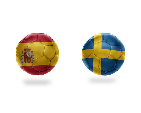 Fotboll Bollar Med Nationella Flaggor För Sverige Och Spain Isolated — Stockfoto