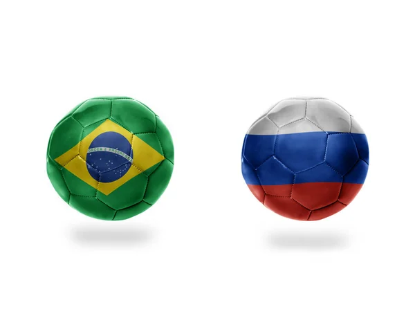 Bolas Futebol Com Bandeiras Nacionais Brasil Russia Isoladas Fundo Branco — Fotografia de Stock